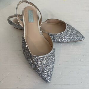 Betsey Johnson Silver Glitter Slingback Pointed Toe Flat Shoe  7M